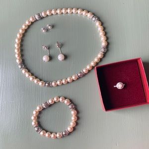 Premier designs pearl bridal set